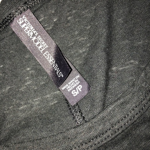 Victoria’s Secret 2011 Small rare night shirt - Picture 5 of 5